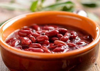 Easy and Delicious Nyayo Beans Sauce Recipe